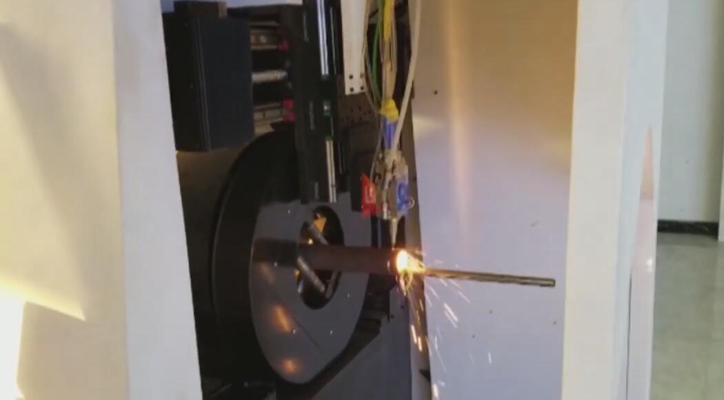 光纤激光切管机工作视频